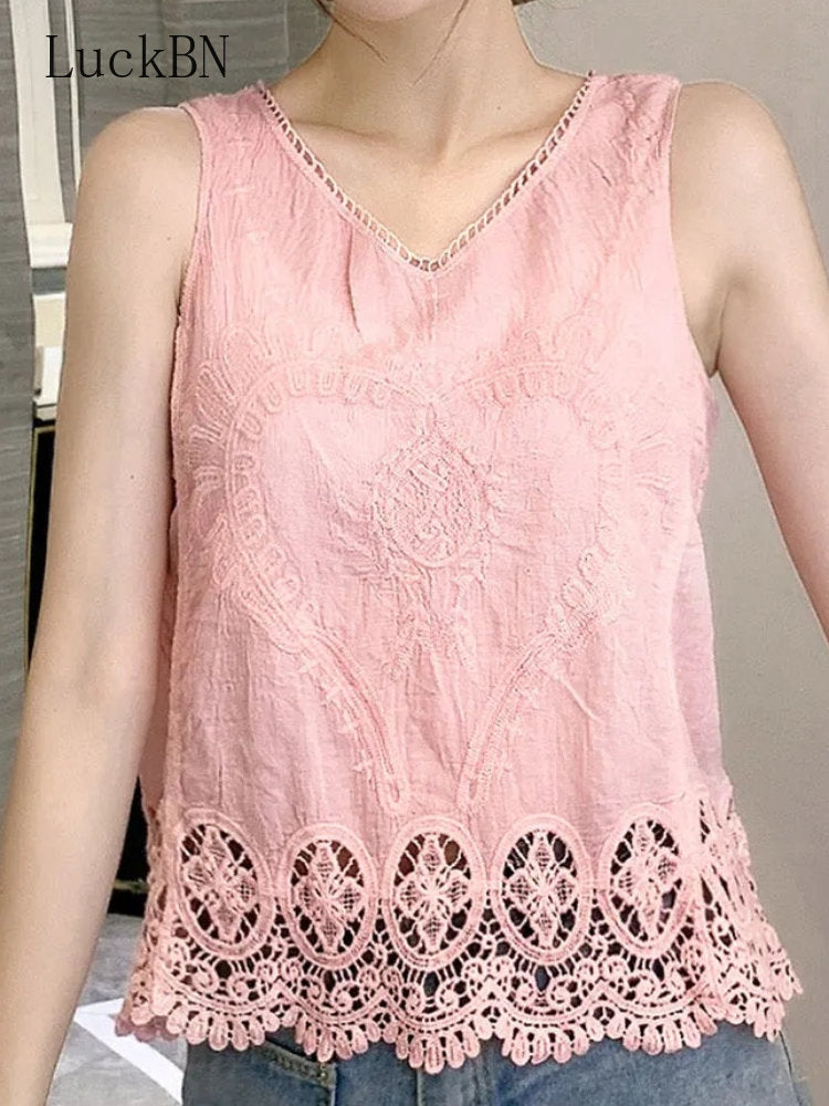 Sleeveless Tank Top clothing with Jewel-Neck