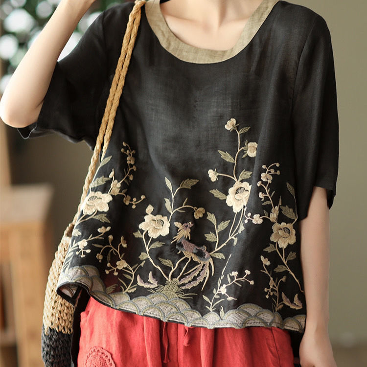 Embroidery Floral Print Blouse with Jewel-Neck