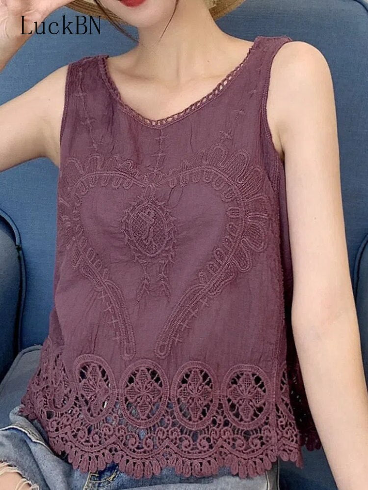 Sleeveless Tank Top clothing with Jewel-Neck